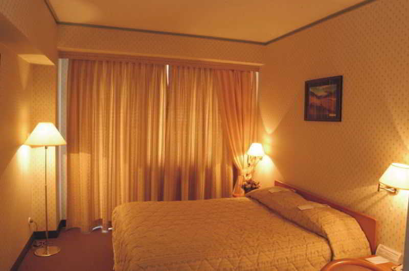 Astana International Hotel Almaty Room photo